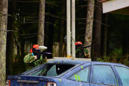 J&auml;ms&auml;n Paintballin viikkopelit 23.8